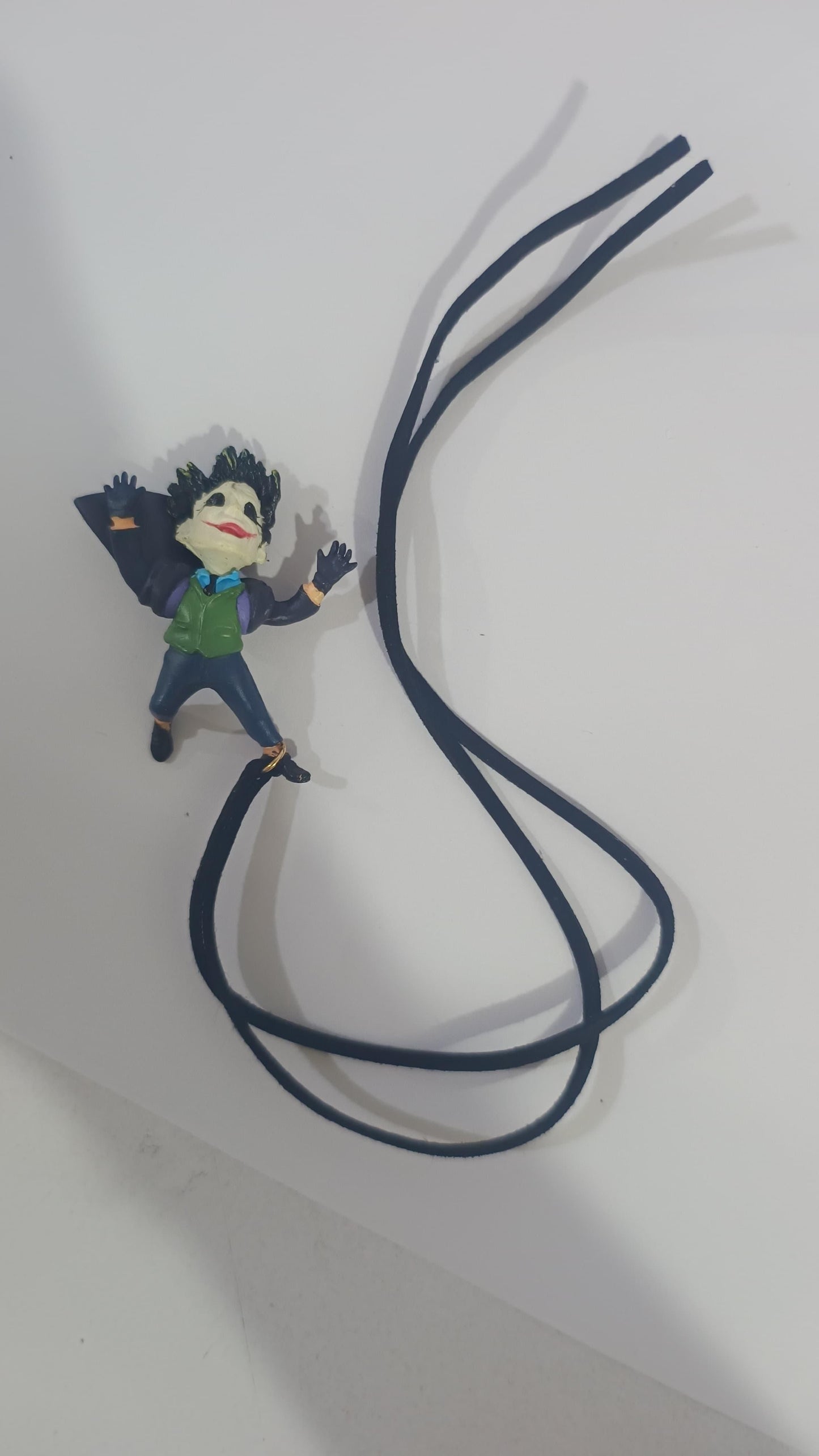Joker Rearview Mirror Hanging – Quirky Clown Car Decor for Comic Lovers