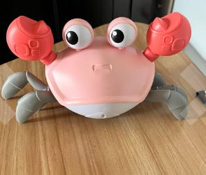 Infant Crawling Crab Toy – Interactive Moving Baby Toy with Music & Lights